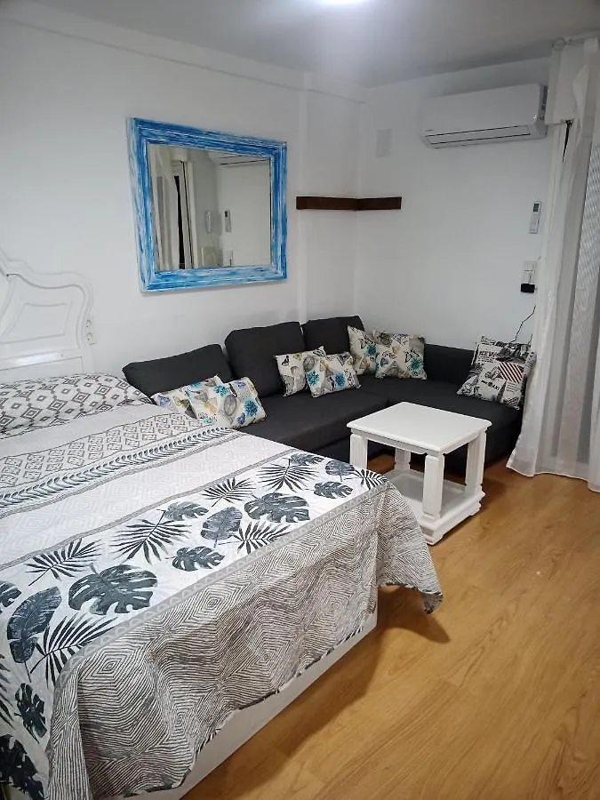 SWEET HOME BENALMADENA, Estudio con vistas al mar y excelente conexion wifi, Sea view con piscinas España