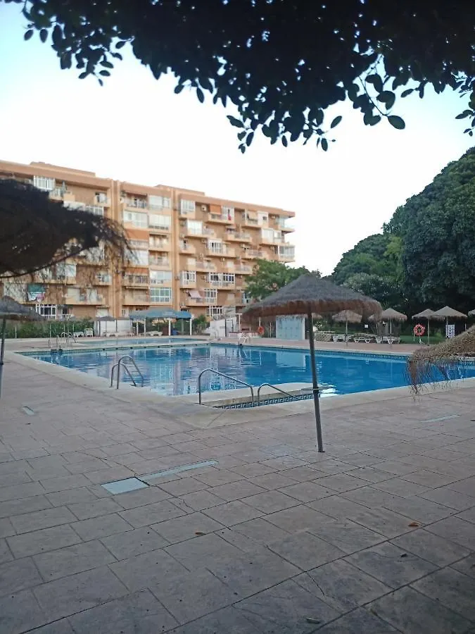 SWEET HOME BENALMADENA, Estudio con vistas al mar y excelente conexion wifi, Sea view con piscinas