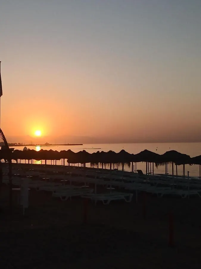 SWEET HOME BENALMADENA, Estudio con vistas al mar y excelente conexion wifi, Sea view con piscinas