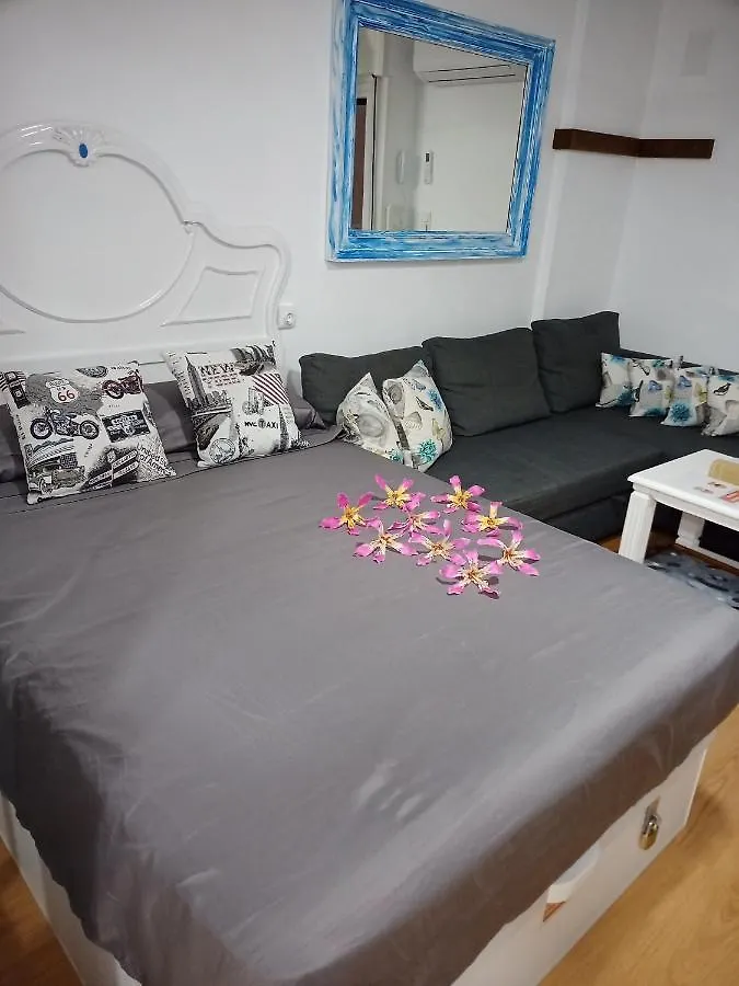 SWEET HOME BENALMADENA, Estudio con vistas al mar y excelente conexion wifi, Sea view con piscinas España